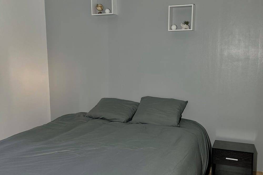 Hébergement dans une petite maison de caractère à Saint Genies in Saint-Geniès, Périgord Noir