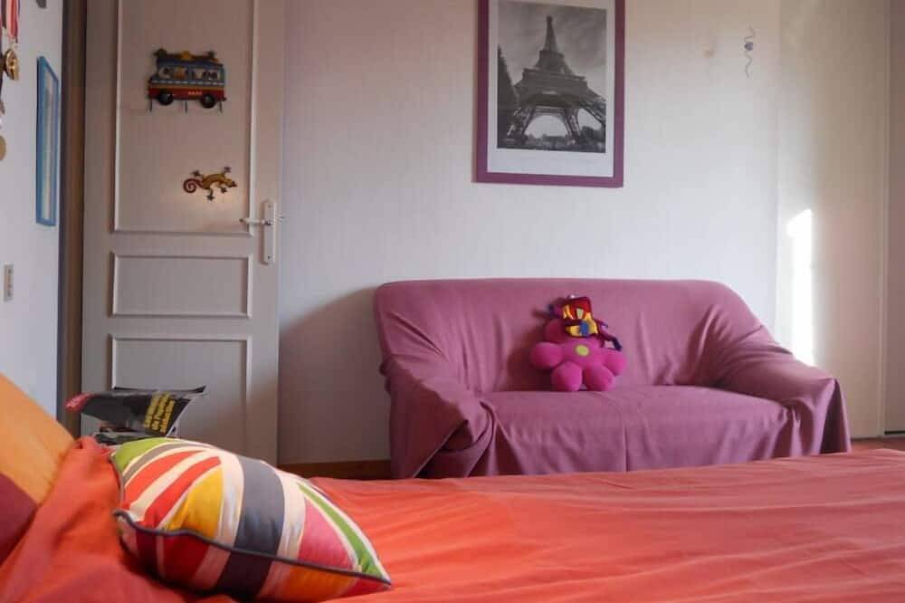 Mansions - 7 rooms - 6/8 persons in Sarrians, Vaucluse