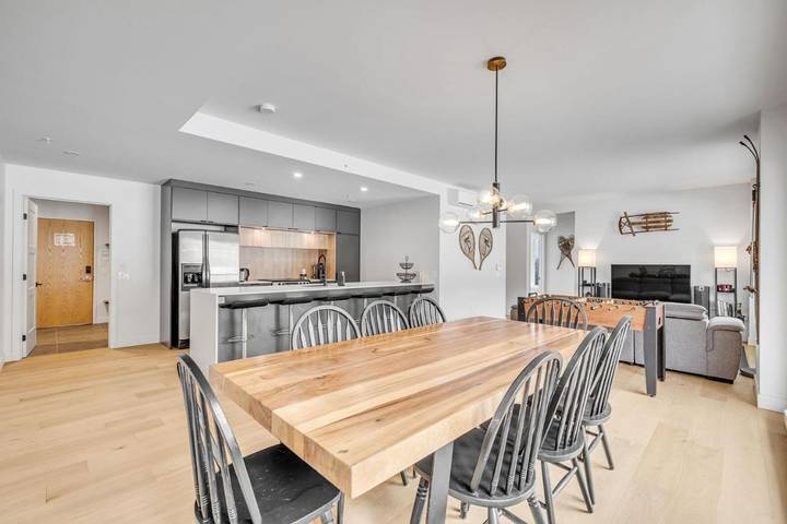 Gîte pour 8 personnes, avec terrasse et vue à Beaupré