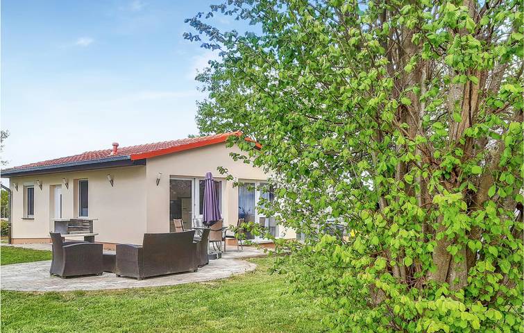 Ferienhaus für 4 Personen, mit Terrasse und Garten in Gützkow - 2