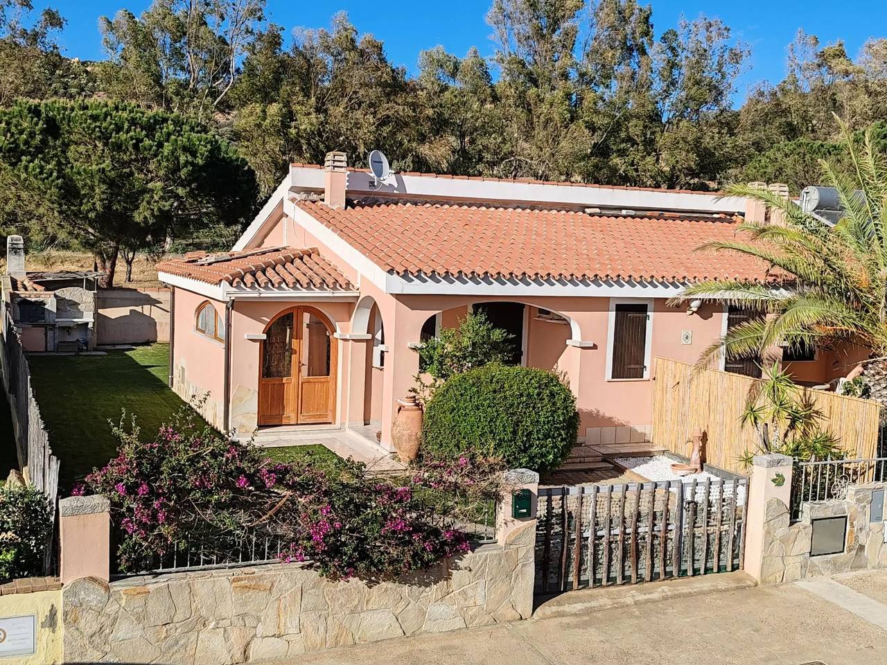 Villa pour 4 Personnes dans Campulongu, Province de Cagliari