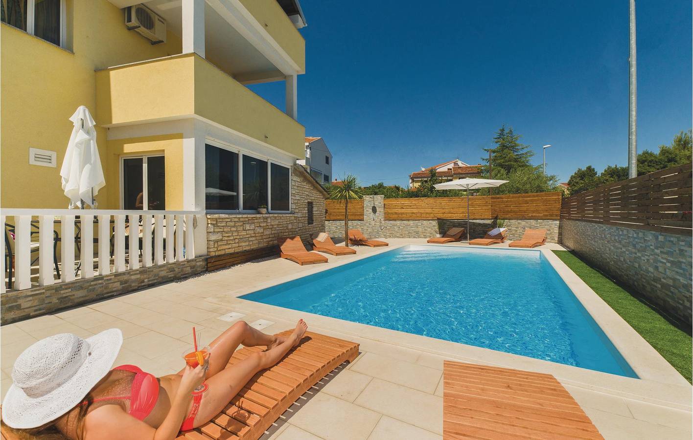 Ganze Ferienwohnung, Ferienwohnung für 6 Personen mit Terrasse in Biograd na Moru, Zadar
