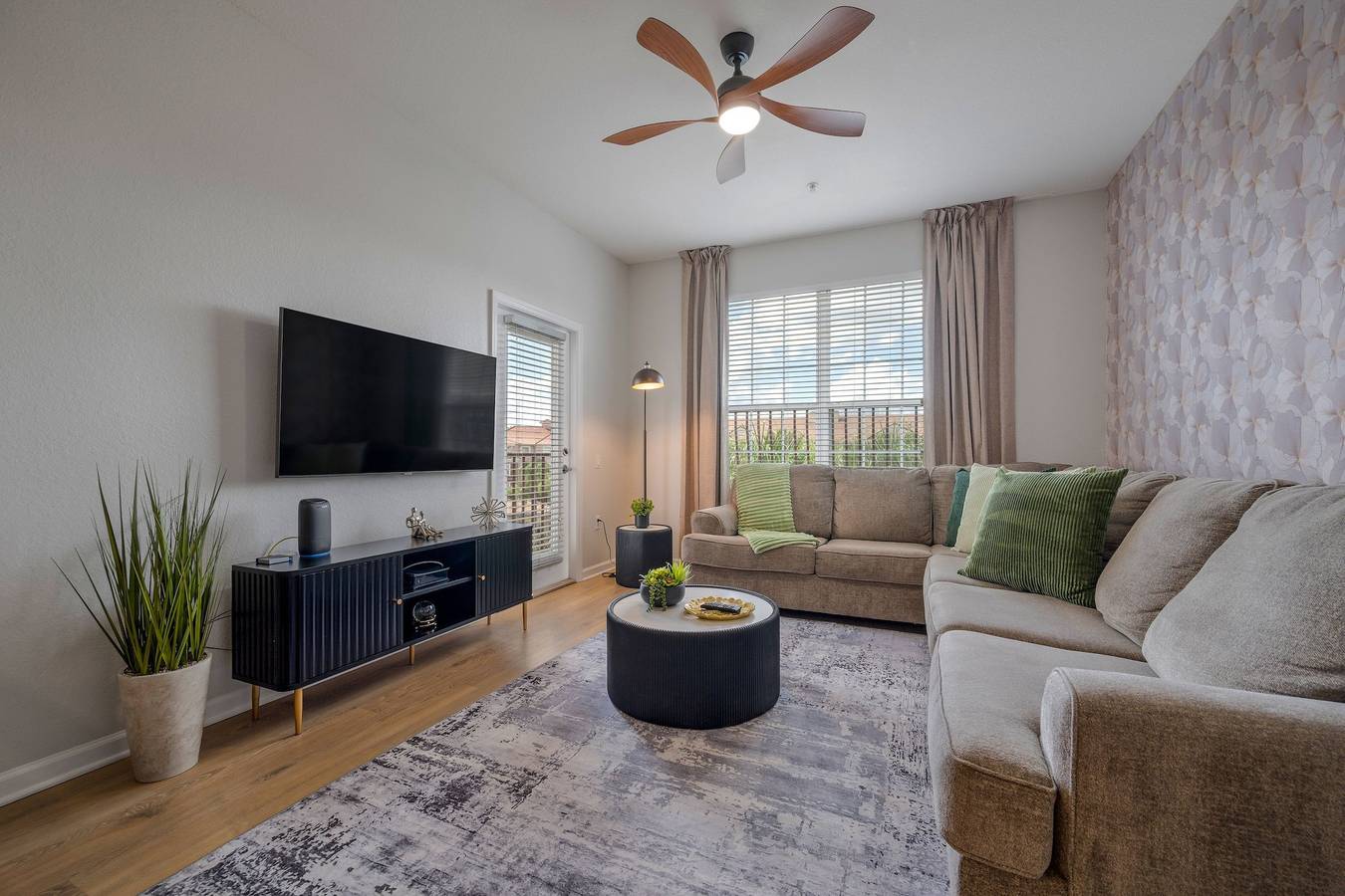Apartamento entero, Vc9-410 - Fully remodeled unit by clubhouse in Condado de Orange (FL)