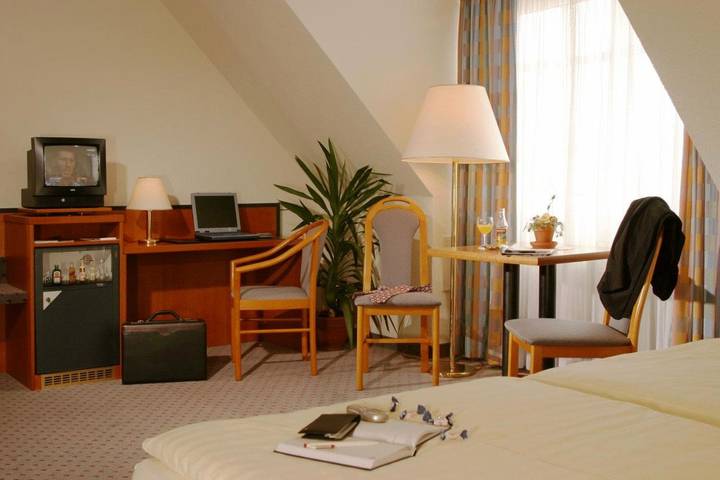 Hotel, mit Terrasse in Schwedt/Oder - 3