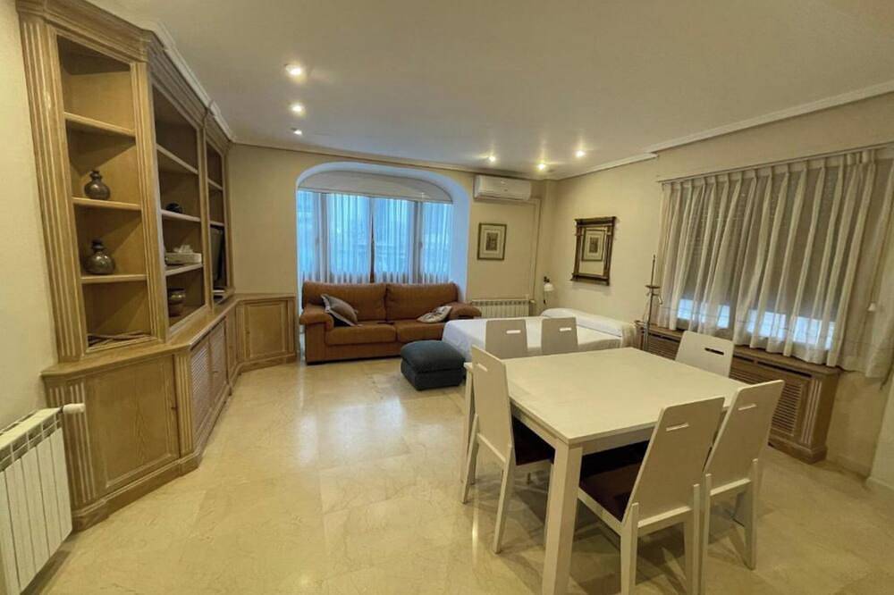 Entire apartment, Varone tourist accommodation in Requena, Valencia Province