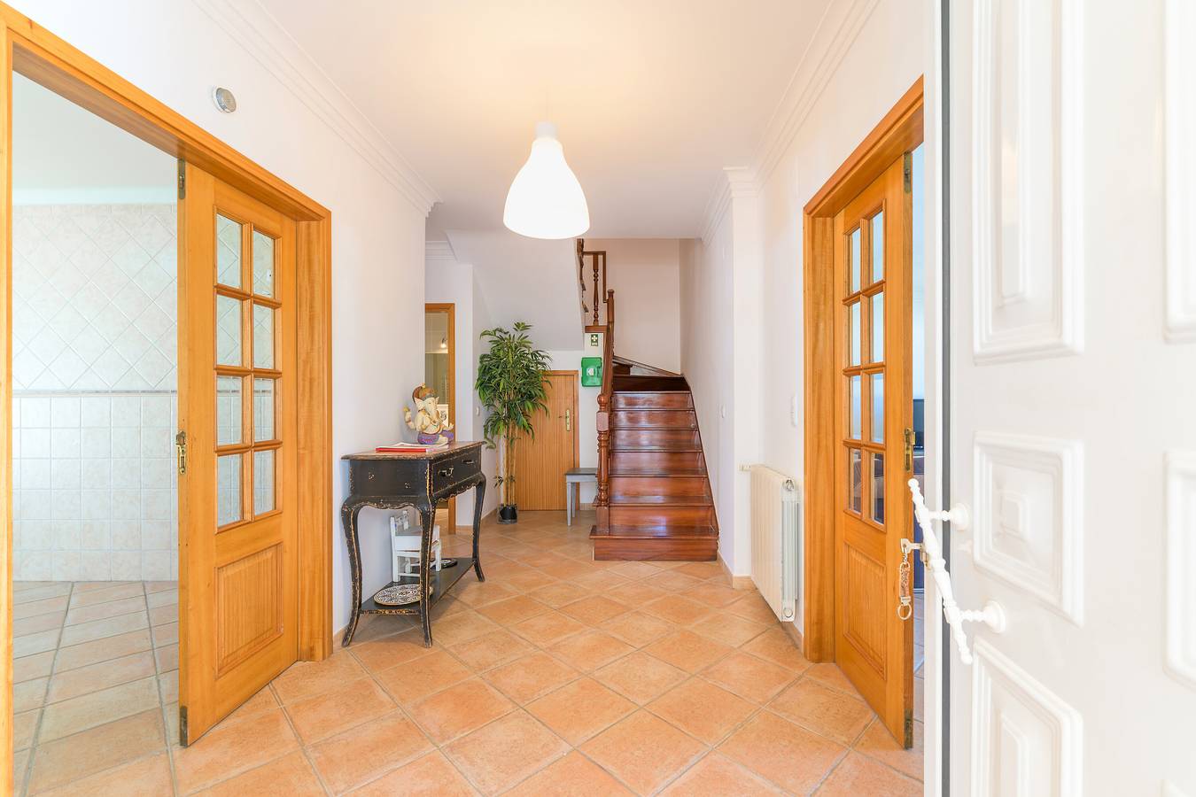 Villa 'Nelson E Esperanca' mit privater Terrasse, privatem Garten und Wi-Fi in Vila Nova de Milfontes, Costa Alentejana