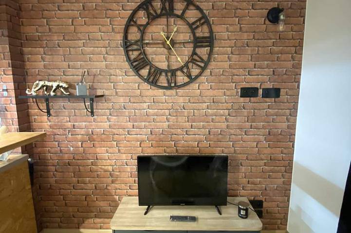 Apartamento entero, Escale Studio 21m² Aéroport Cdg Parc Expo/astérix in Gonesse, Valle del Oise