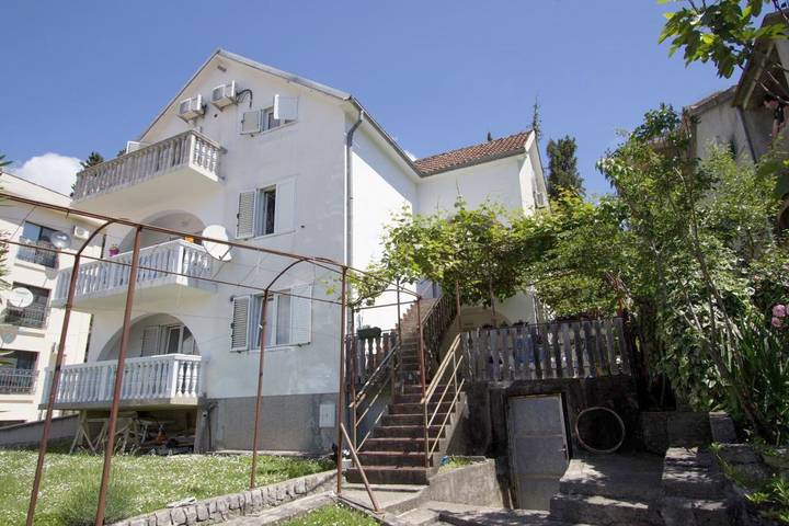 Maison d’hôte pour 2 personnes, avec jardin dans Tivat - 3