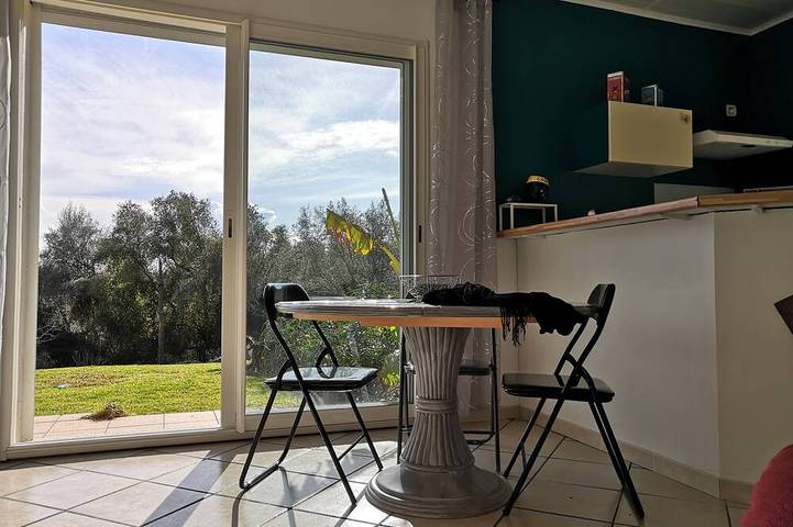 Location de vacances pour 5 personnes, avec jardin et terrasse à Solaro