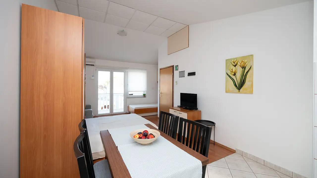 Ganzes Studio, Studio für 3 Personen (25 m²) in Sukošan in Sukosan, Zadar