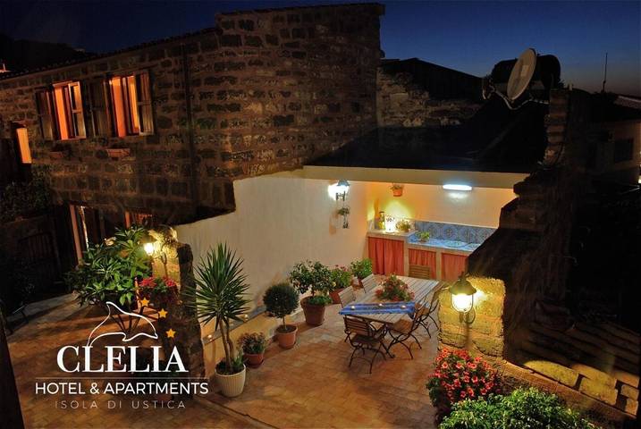 Location de vacances pour 2 personnes, avec Terrasse à Ustica