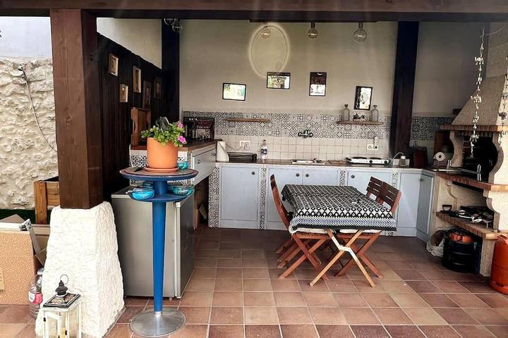 Chalet para 12 personas, con Jacuzzi y Terraza además de Jardín y Piscina en Provincia de Palencia - 2