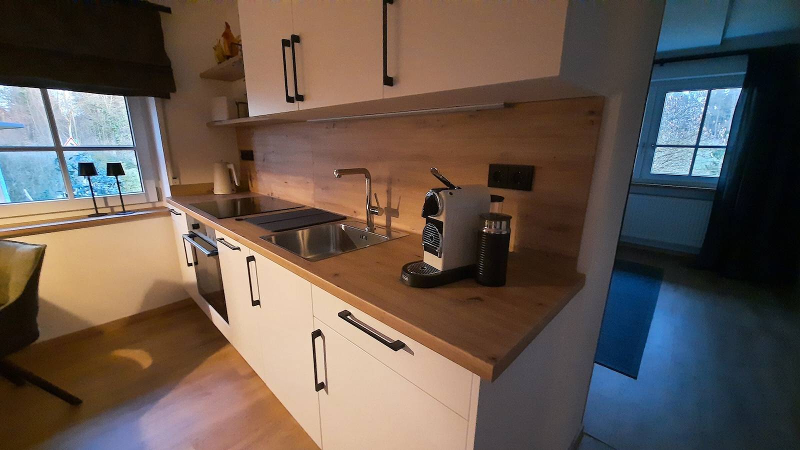 Ganze Wohnung, Apartment 'Ferienwohnung Am Schloss Elkofen' mit privater Terrasse und Wlan in Grafing, Oberbayern