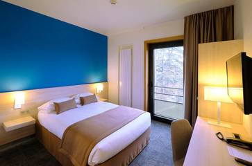 Hôtel pour 2 personnes, avec jardin ainsi que vue et vue sur le lac à Carquefou