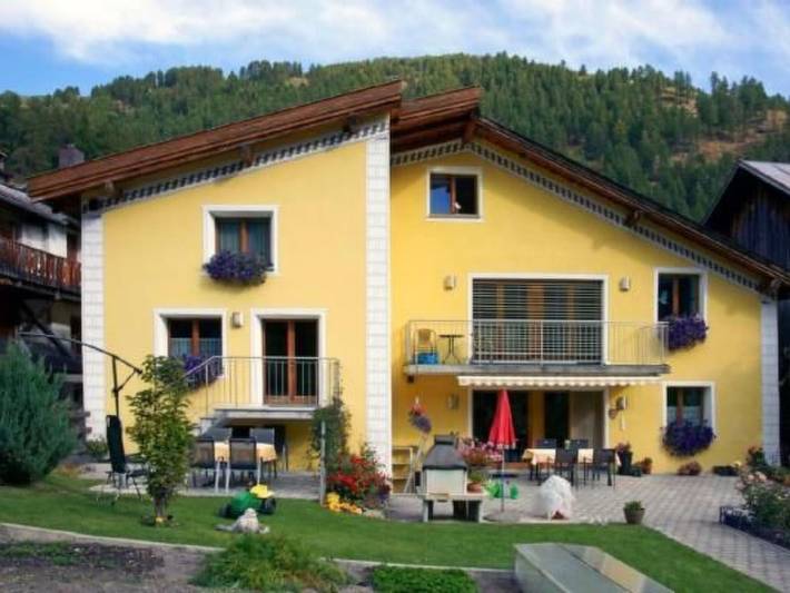 Ferienhaus für 6 Personen, mit Terrasse in Val Müstair