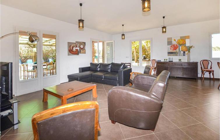 Location de vacances pour 12 personnes, avec piscine et jacuzzi, animaux acceptés à Canale-di-Verde - 3