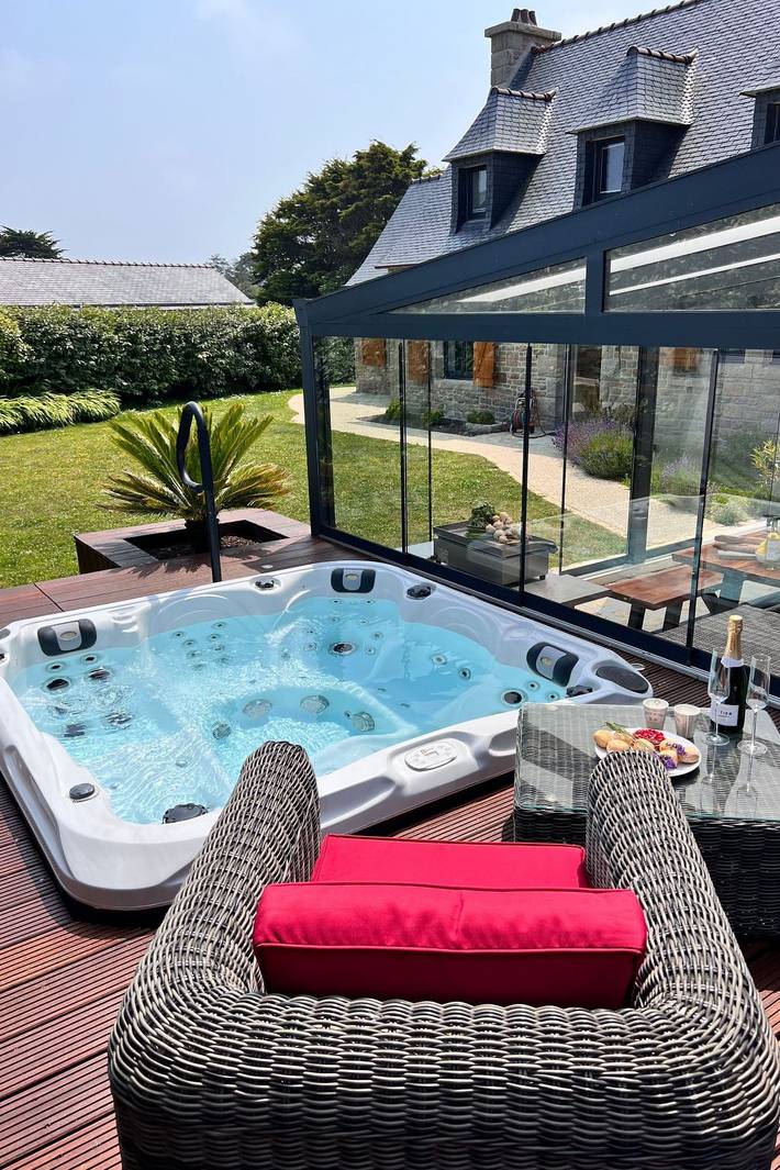 Location de vacances pour 6 personnes, avec jardin et sauna à Brignogan-Plages - 2