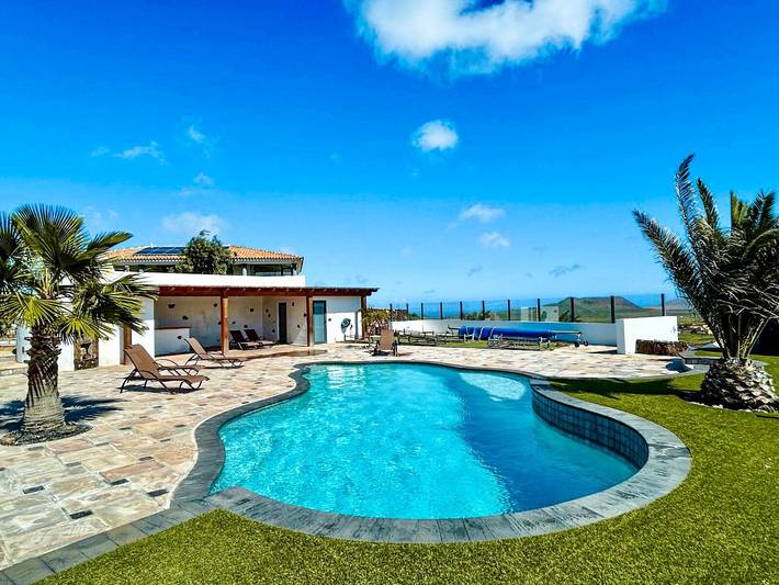 Casa rural para 6 personas, con jardín en Villaverde