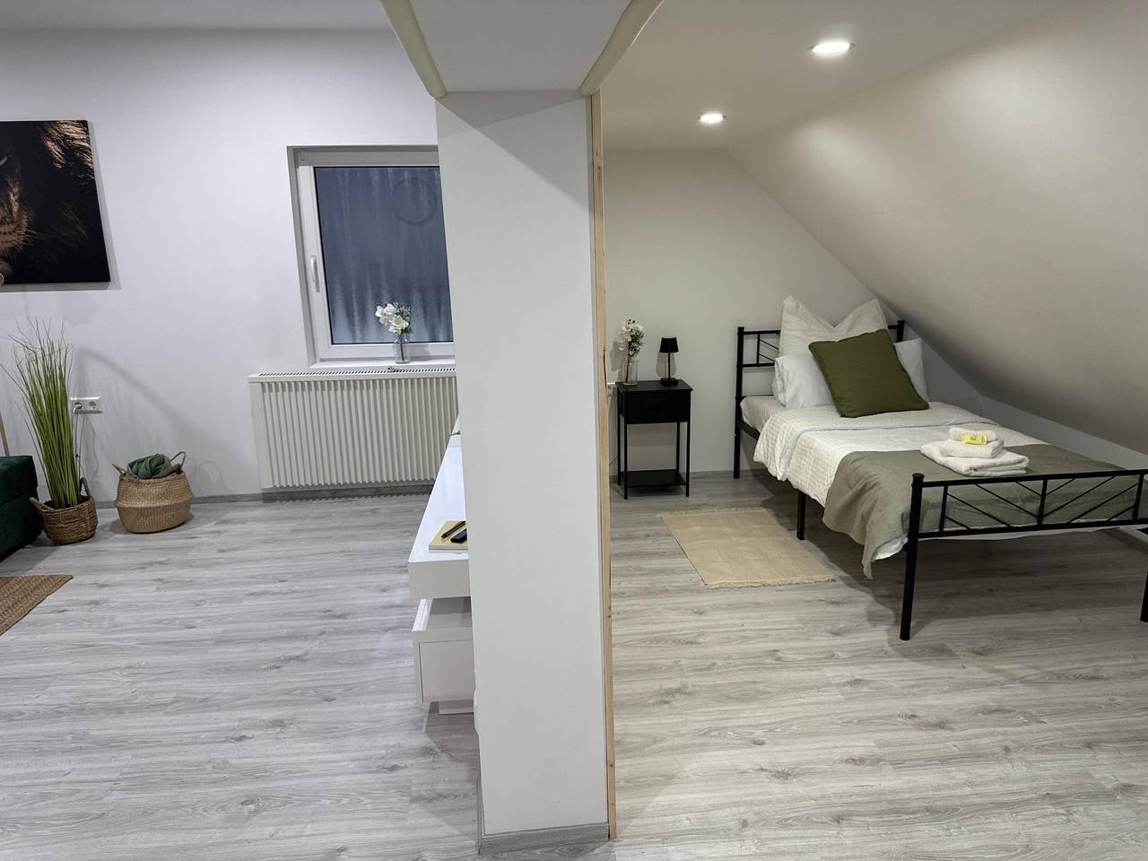 Holiday Home 'M B Homes Lauterstein 10' with Mountain View and Wi-Fi in Lauterstein, Albsteig Stage 6