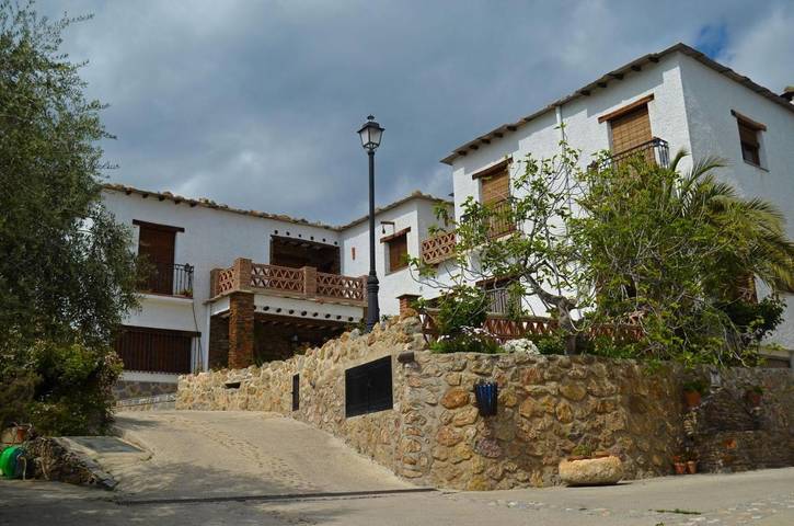 Apartamento para 6 personas, con Balcón además de Terraza y Piscina en Válor
