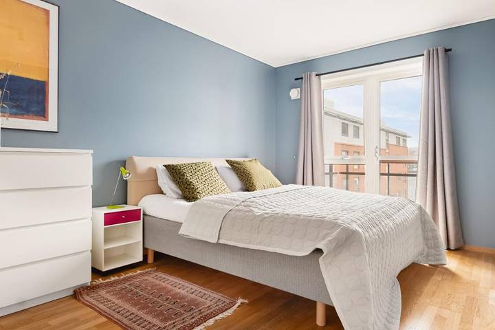 Ferienwohnung für 3 Personen, mit Balkon und Ausblick in Bergen - 2