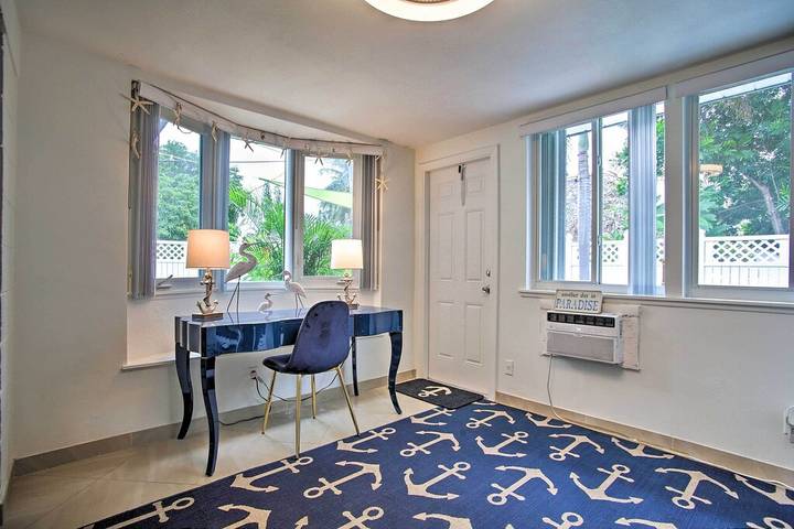 Vacation rental for 9 people, with terrace and yard as well as hot tub in Deerfield Beach