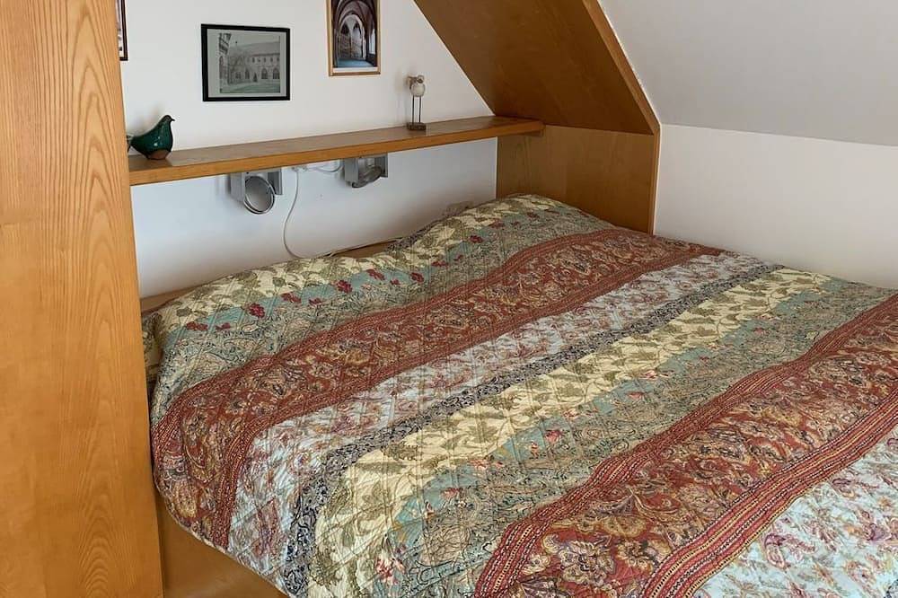 Ganze Wohnung, Ferienwohnung Apfelrose - Urlaub im malerischen Inseldorf Oldsum in Süderende, Föhr