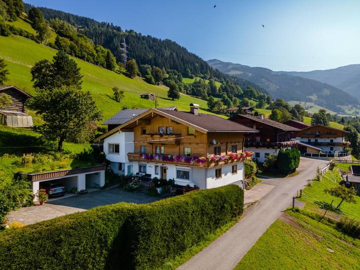 Ferielejlighed for 8 personer, med Balkon i Zell am See