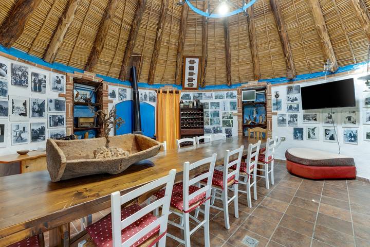 Villa 'Orgoai' with Mountain View, Wi-Fi and Air Conditioning in Orgosolo, Barbagia