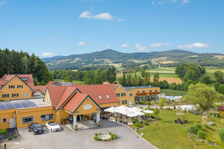 Hotel für 2 Personen, mit Pool und Garten sowie Whirlpool und Sauna, kinderfreundlich - 1