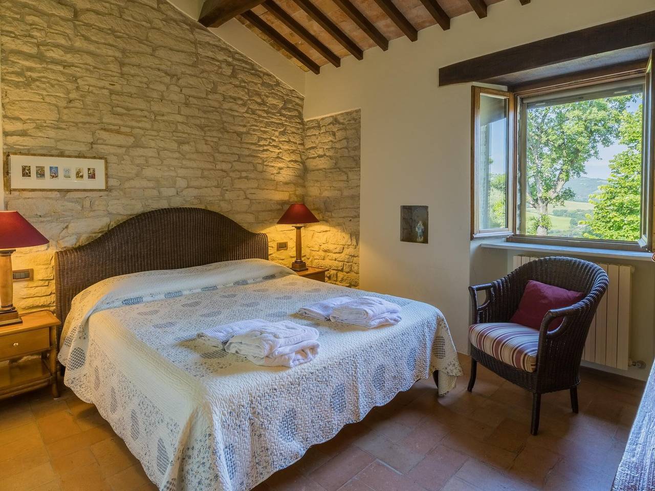 Villa panoramica con piscina riscaldata in Sant'Ippolito, Valle del Metauro