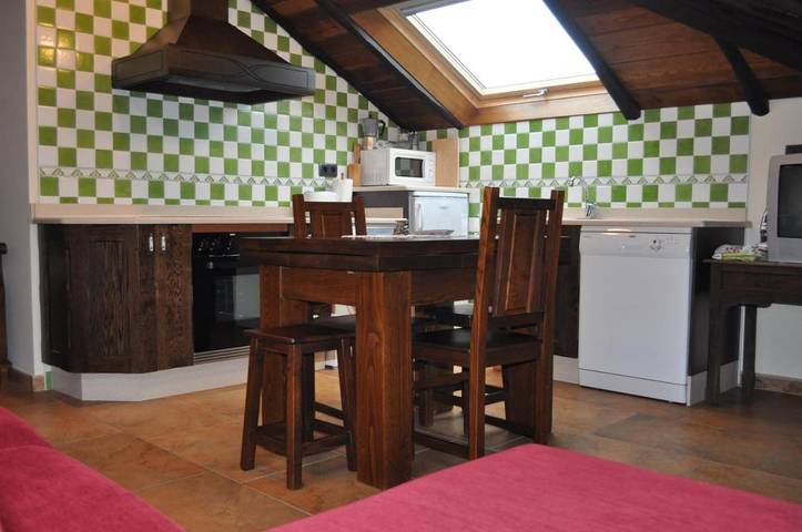 Casa rural para 8 personas, con jardín y vistas, Se admiten mascotas en Mariña Oriental - 4