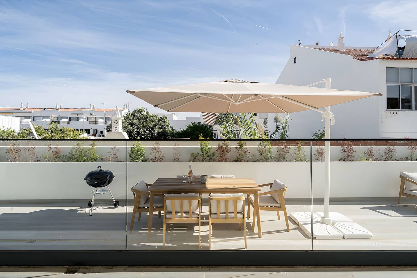Ganze Wohnung, Geräumige 2-Zimmer-Wohnung mit luxuriöser Terrasse, 2 Minuten zum Strand in Cabanas de Tavira, Conceição e Cabanas de Tavira