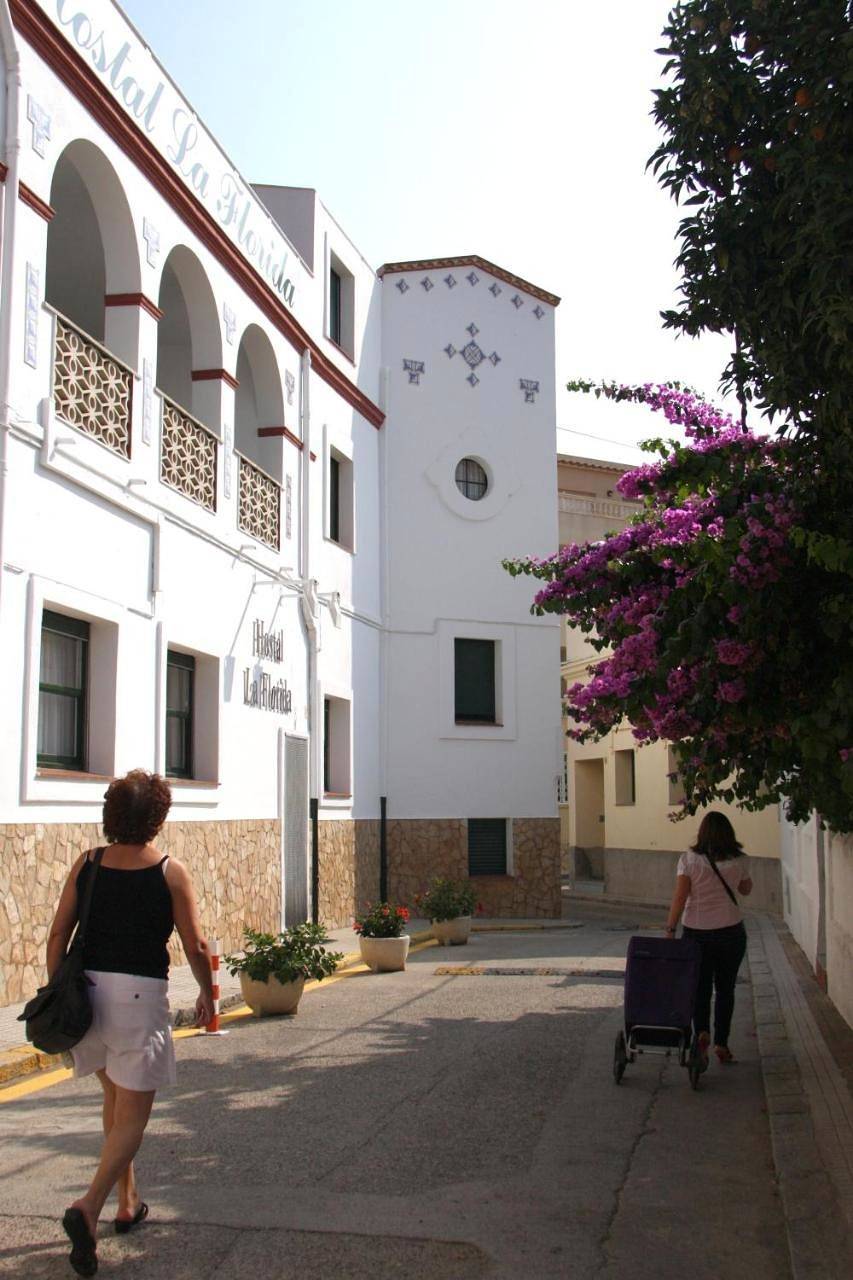 Hostal La Florida in Llanca, Oberampurien