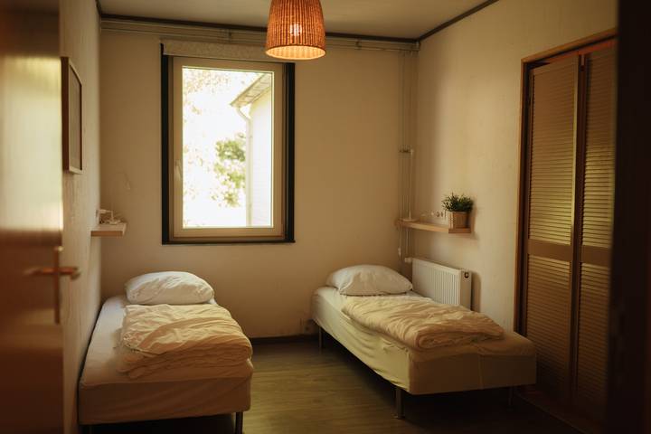 Cozy 20-person family house surrounded by greenery with good amenities. in Bergeijk, North Brabant