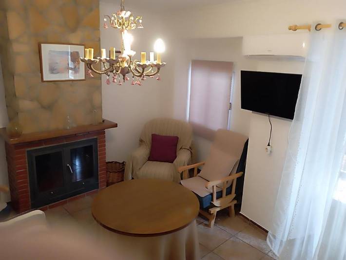Apartamento para 6 personas, con Balcón y Vistas en Castril