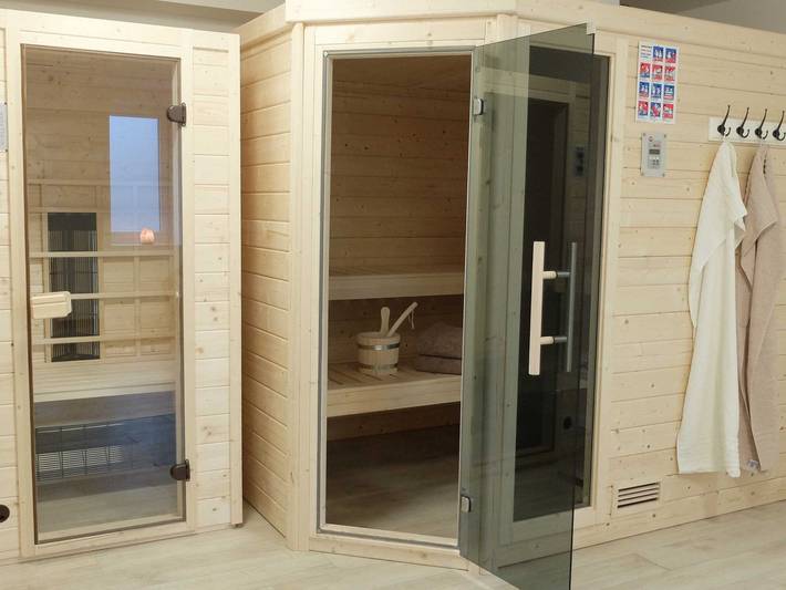 Ferienhaus für 6 Personen, mit Terrasse und Whirlpool sowie Garten und Sauna in Pommerby - 4