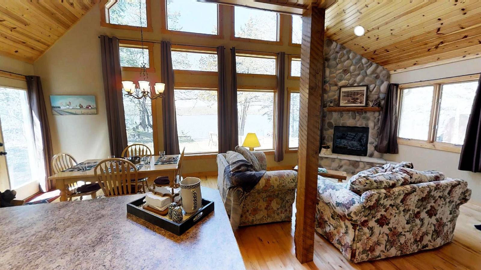 Lakefront Hideaway in Saint Paul in Meeker County