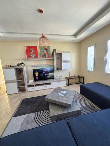 Gîte pour 6 personnes, avec terrasse ainsi que piscine et vue dans Mansouria