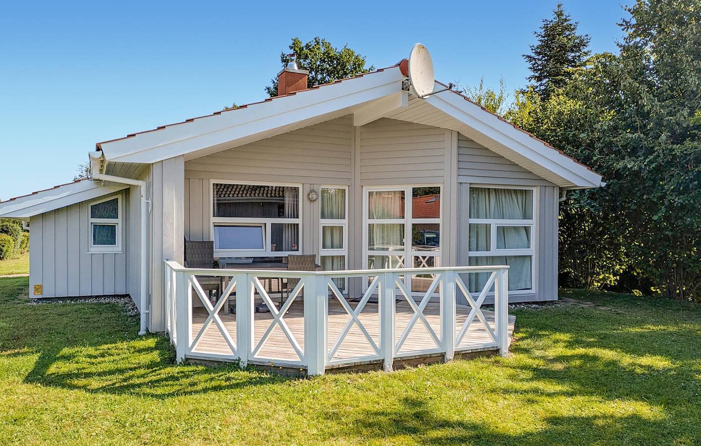 Beachside Getaway: 86qm, Parkplatz, Terrasse, WiFi in Schönhagen, Brodersby