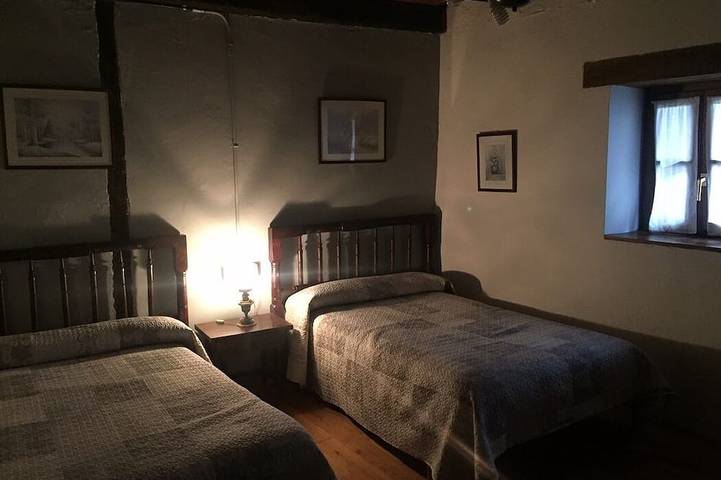 Gîte pour 4 personnes, avec jardin, animaux acceptés à Erro - 2