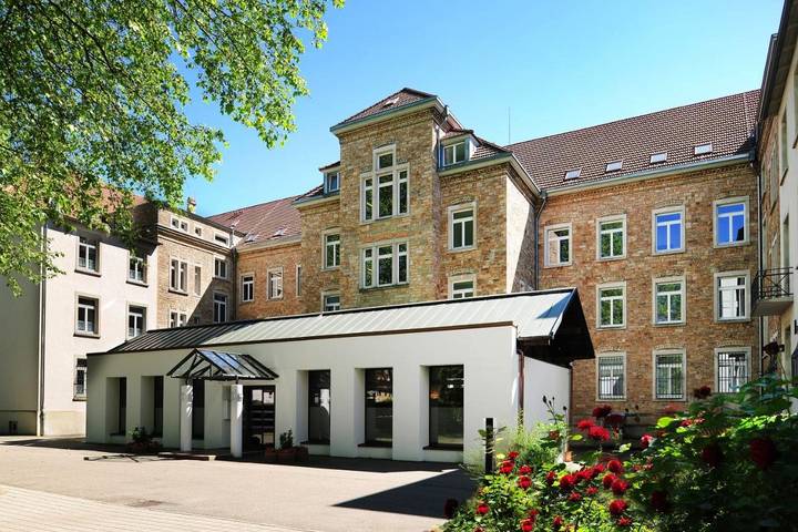 Hotel für 3 Personen, mit Terrasse und Garten in Rastatt