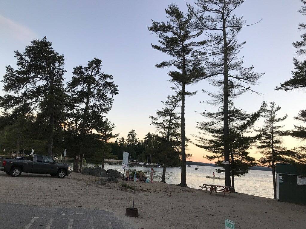 Ruhe und Entspannung in einer privaten Umgebung mit viel Platz für Familie und Freunde in Moultonborough, Lake Winnipesaukee