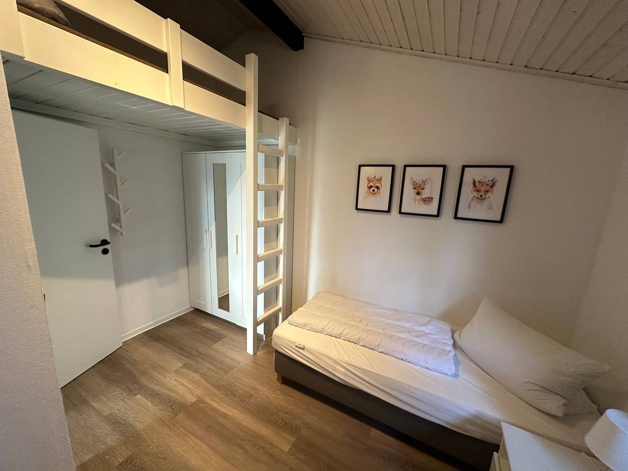 Voll ausgestattetes Ferienhaus "Robinson" Nr.161 im Grünen mit Terrasse. in Waldbrunn, Neckar-Odenwald-Kreis