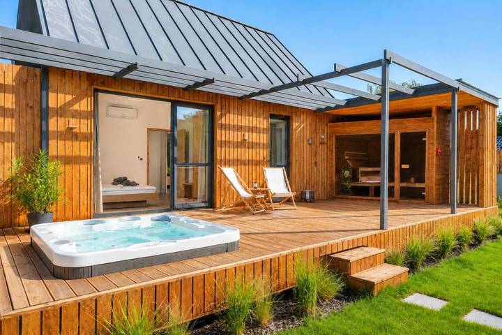 Apartament wakacyjny dla 4 osób, z sauna i widok oraz ogród w Tiszafüred