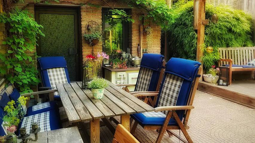 Gîte pour 2 personnes, avec jardin à Overath