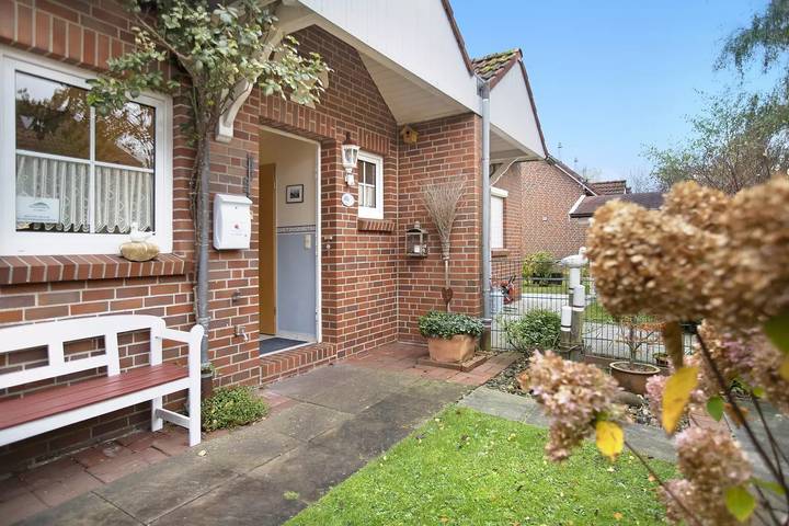 Ferienhaus für 4 Personen, mit Garten in Neßmersiel