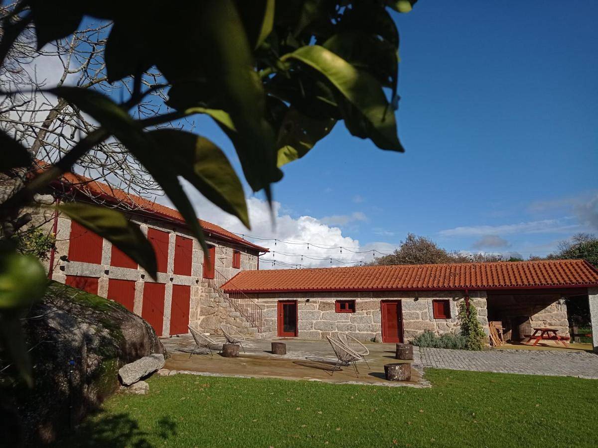 Quinta Pousada de Fora Wines & Tourism in Guimarães, Distrito de Braga