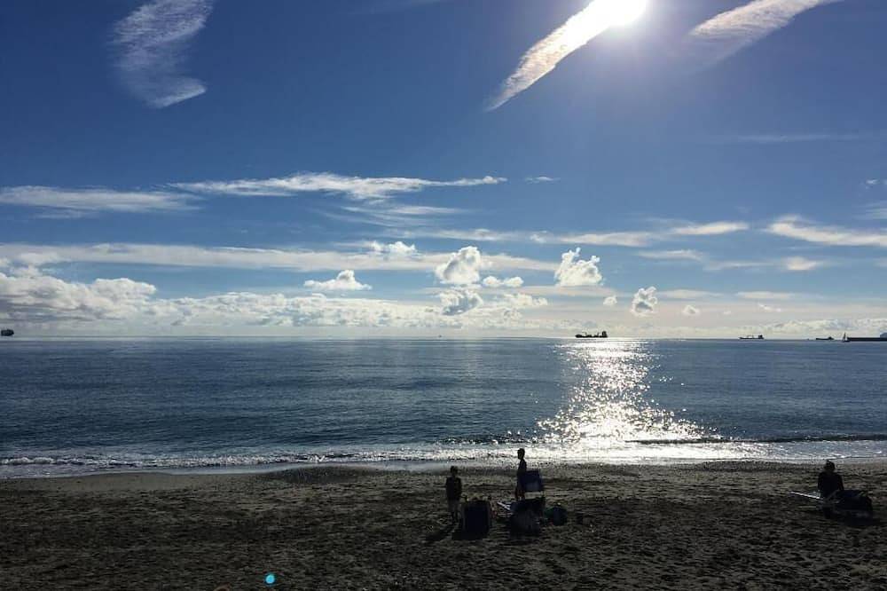 Appartamento intero, Apartment Gentile a 200 metri dal mare in Albissola Marina, Riviera di Ponente