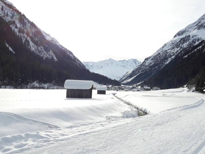 Hütte für 5 Personen, mit Balkon und Terrasse sowie Garten und Sauna im Pitztal - 4